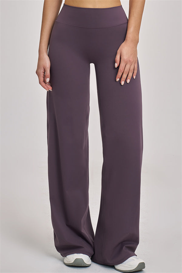 The Swoon Sports Bra Flared Leggings 2-Piece Set