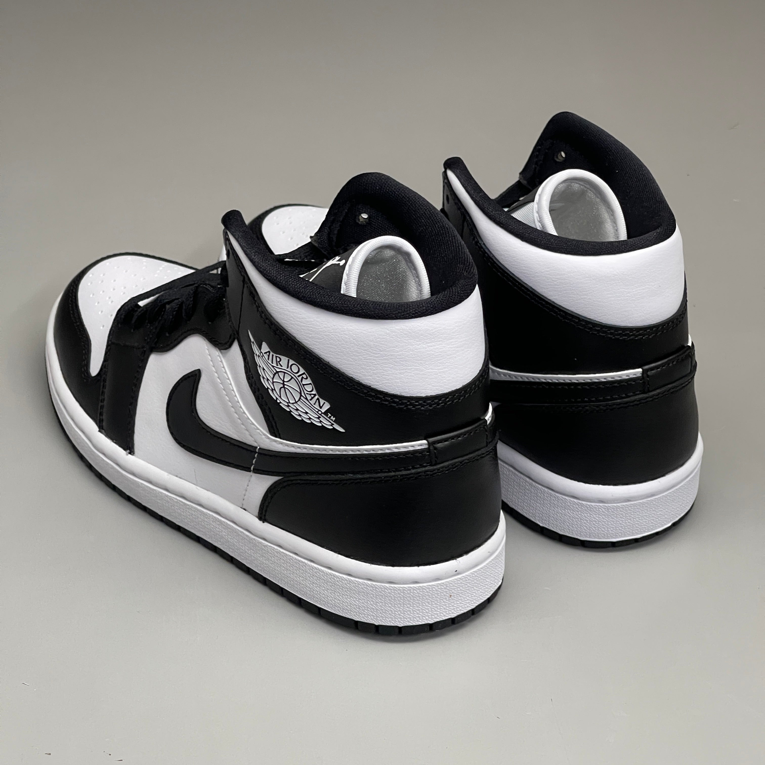 NIKE AIR JORDAN 1 Mid Panda Shoe Women's Sz 10.5 Black / White DV0991-101 (New)