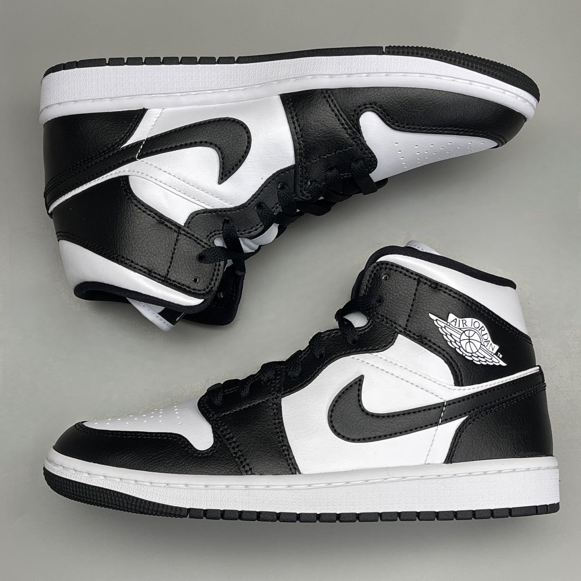 NIKE AIR JORDAN 1 Mid Panda Shoe Women's Sz 10.5 Black / White DV0991-101 (New)