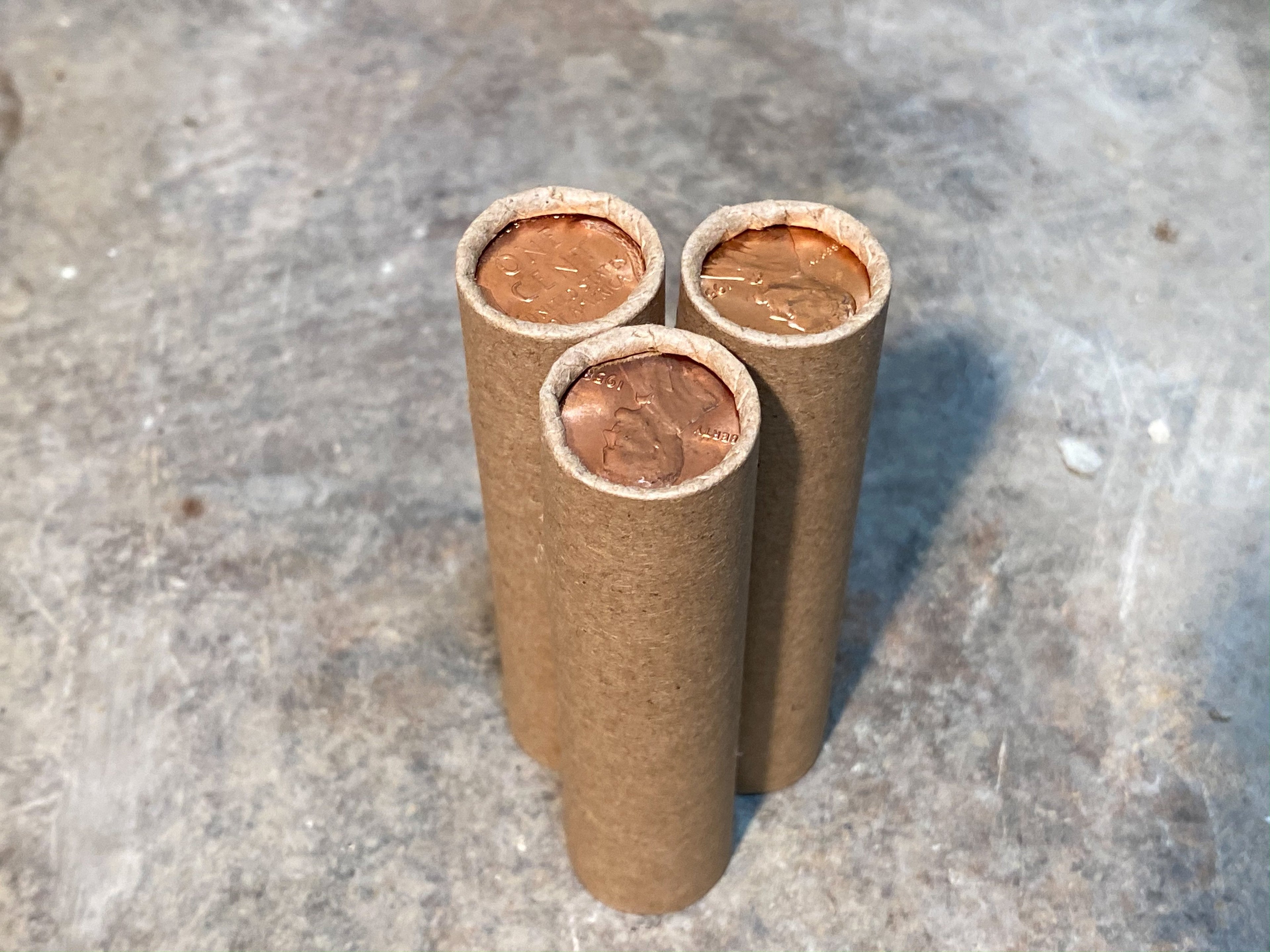 UNCIRCULATED WHEAT CENT showing on the end of old vintage us wheat penny roll coins estate lot sale vintage hoard collection hoard