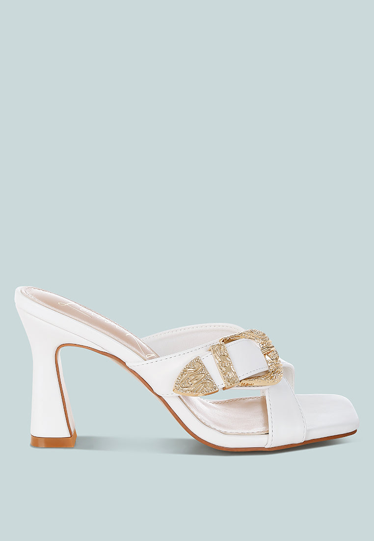Mohaya Engraved Metallic Buckle Sandals