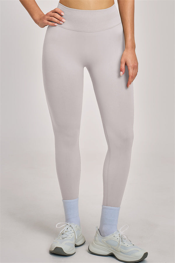 The Vision Sports Bra Leggings 2-Piece Set