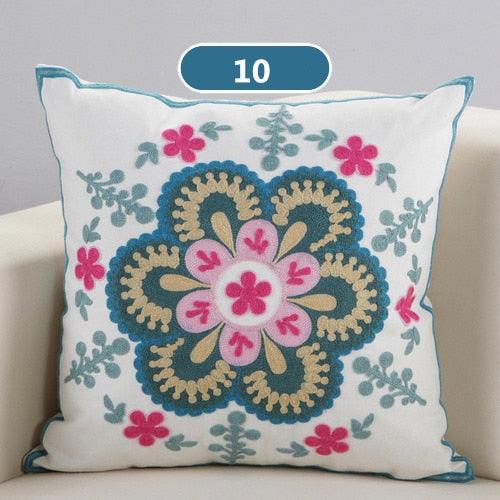 Vintage Embroidery Pillow Case Cushion Cover Ethnic National Handmade Decorative Throw Pillow Cases Covers Embroidery Bohemian Flower Design Couch Pillows Covers for Bed Living Room 45*45CM