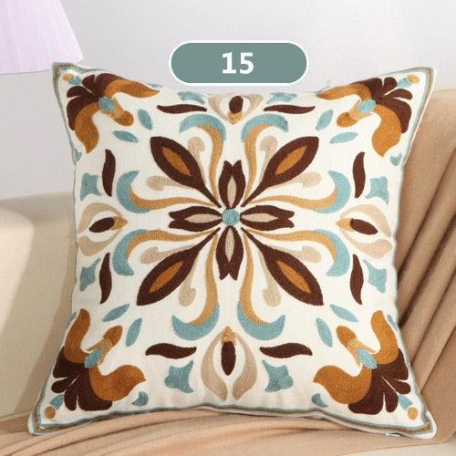 Vintage Embroidery Pillow Case Cushion Cover Ethnic National Handmade Decorative Throw Pillow Cases Covers Embroidery Bohemian Flower Design Couch Pillows Covers for Bed Living Room 45*45CM