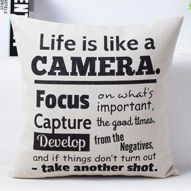 Vintage Style Pillow Covers Camera Newspaper Cushion Cover The Golden Pavilion City Black and Beige Decorative Throw Pillow Old Camera Pillow Cases Cotton Linen Outdoor Indoor Square Cushion Covers for Home Sofa Couch 45X45CM